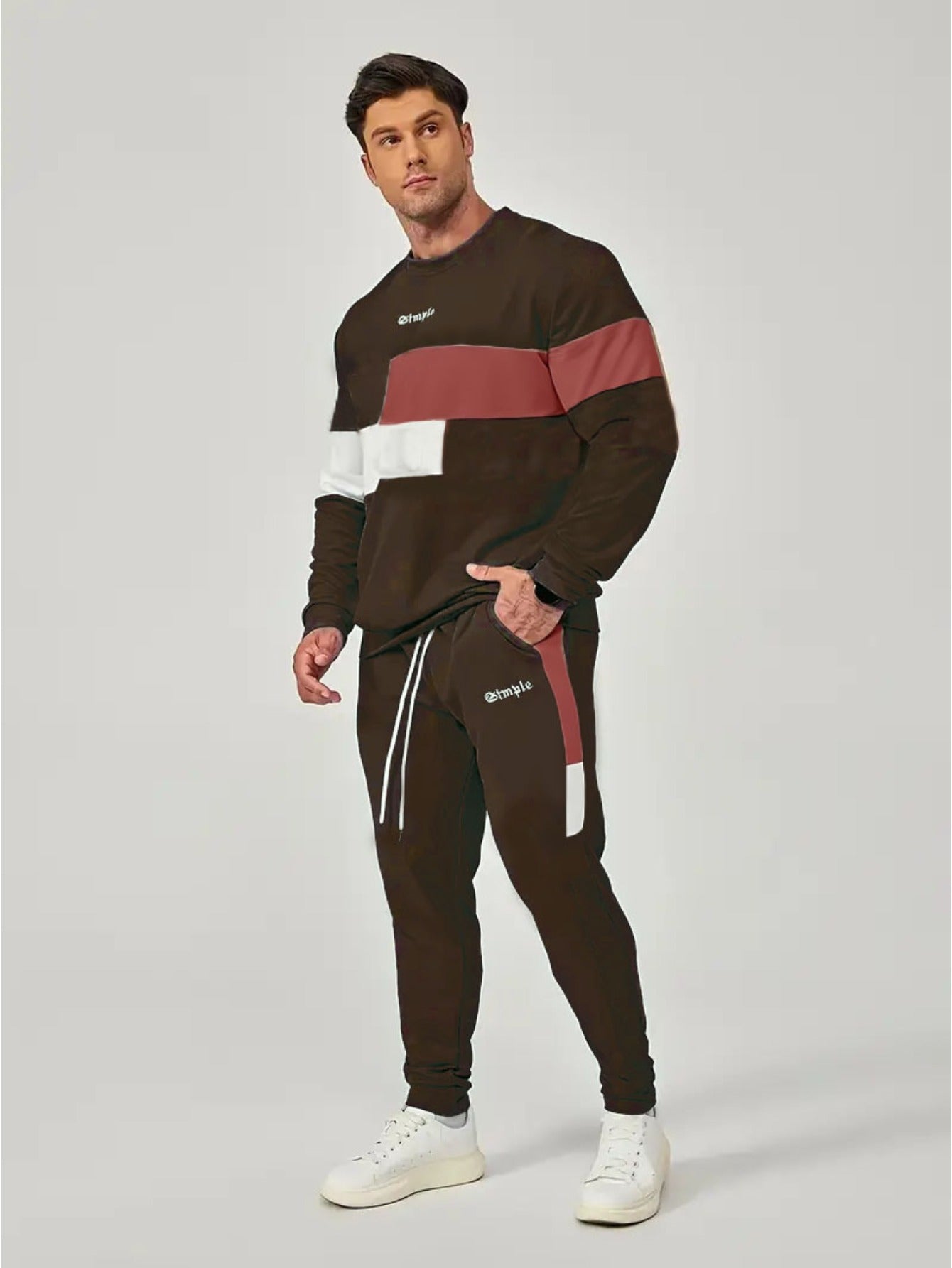 Long-sleeved sweatshirt and sweatpants
