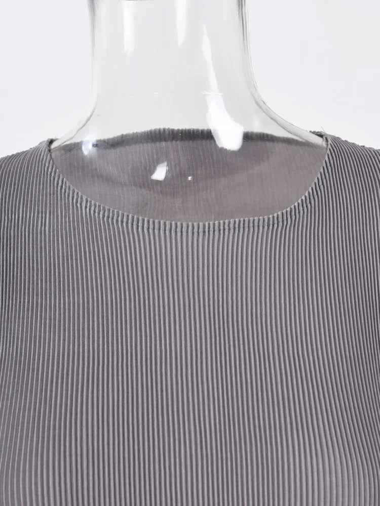 EGRM Fashion Pleated Miyake Dress O-Neck Long Sleeved Solid Color Party Dresses 2023 Autumn New Elegant Women's Clothing 8GR3519