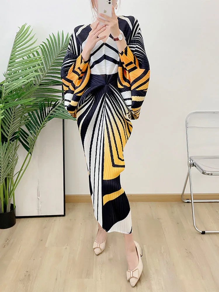 Zebra Stripes Pleated Dress Women Batwing Sleeves V Neck Long Length Party Dresses