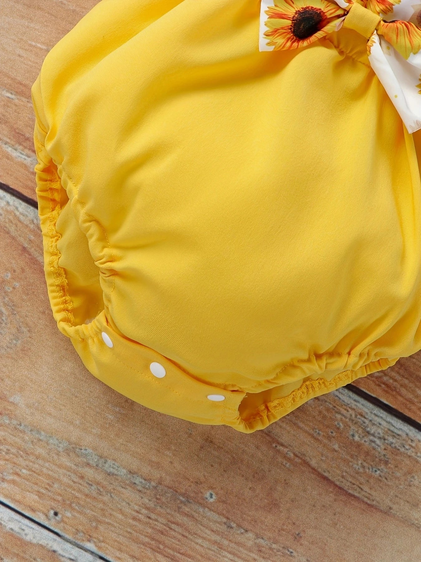 Girls Cute Sunflower Bowknot Ruffle SleeveOnesie