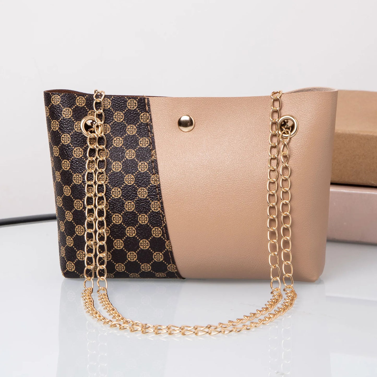 Bag 2024 new trendy fashion polka dot printing chain bucket bag one shoulder messenger bag one piece delivery