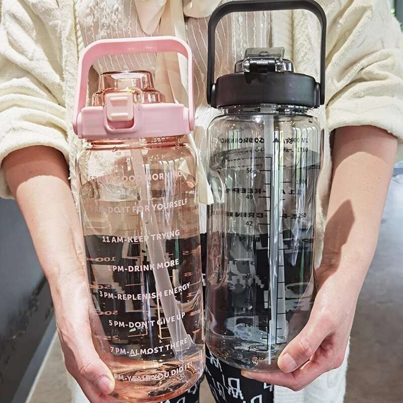 2 Liter Water Bottle with Straw Female Girls Large Portable Travel Bottles Sports Fitness Cup Summer Cold Water with Time Scale