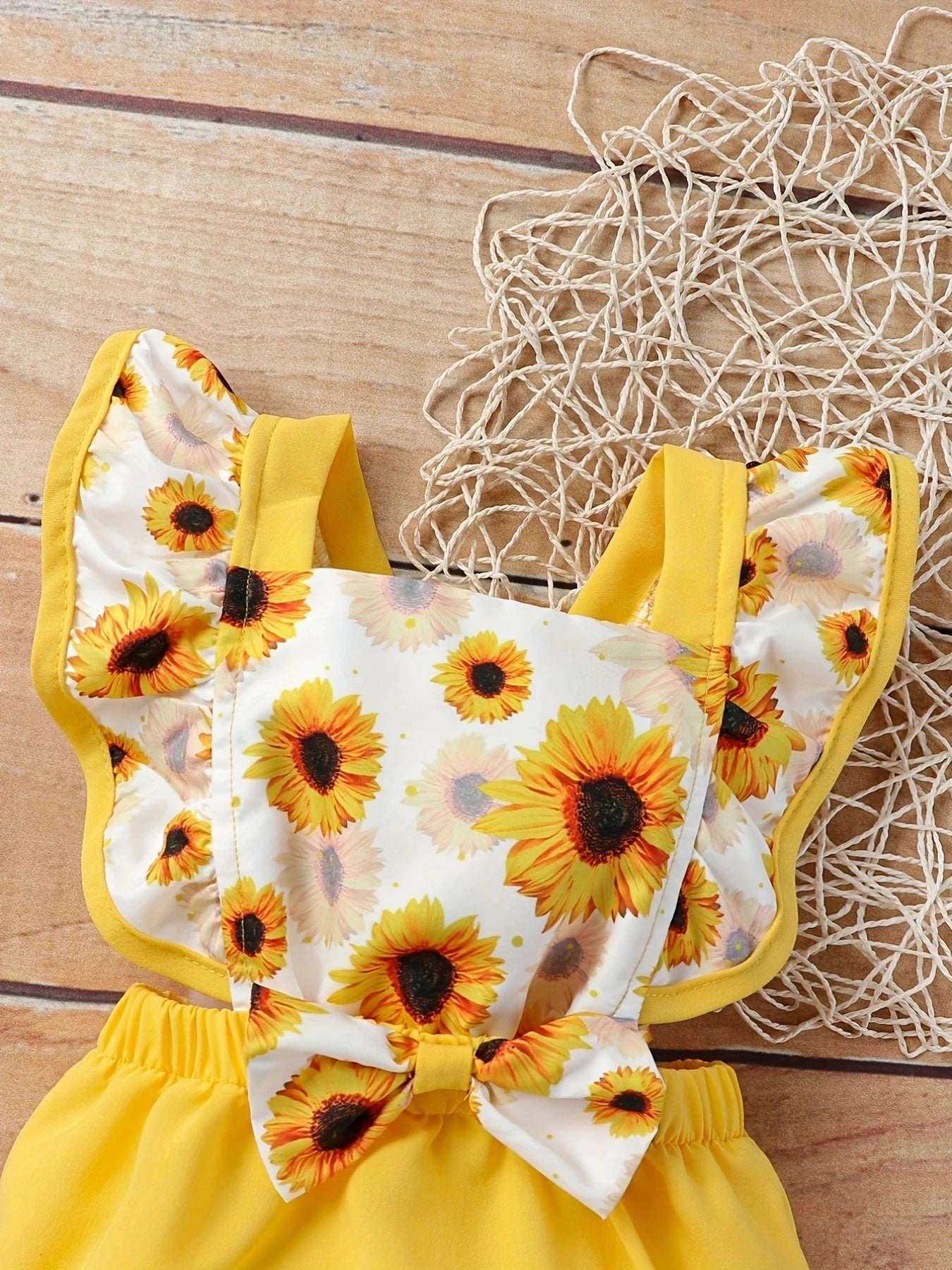 Girls Cute Sunflower Bowknot Ruffle SleeveOnesie