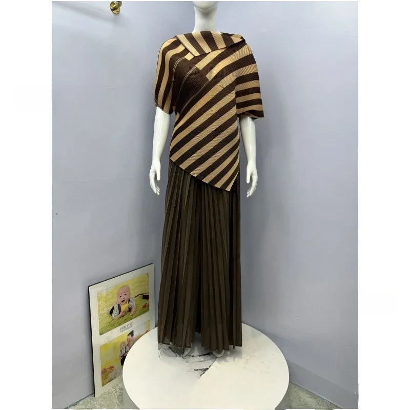 Women's Striped Top and Pleated Pant Suit