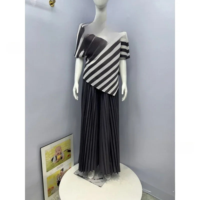 Women's Striped Top and Pleated Pant Suit