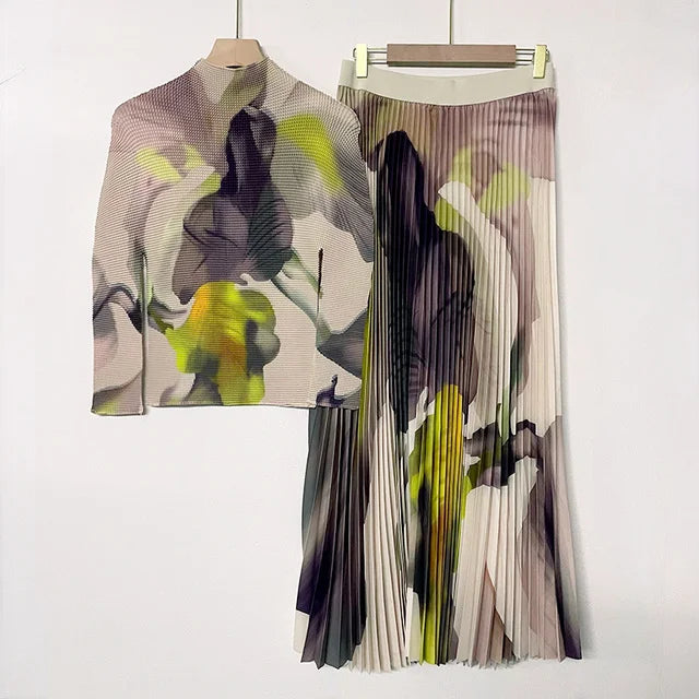 Women Pleated Print Top & Skirt