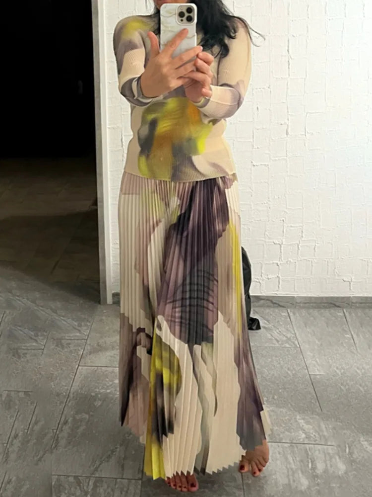 Women Pleated Print Top & Skirt