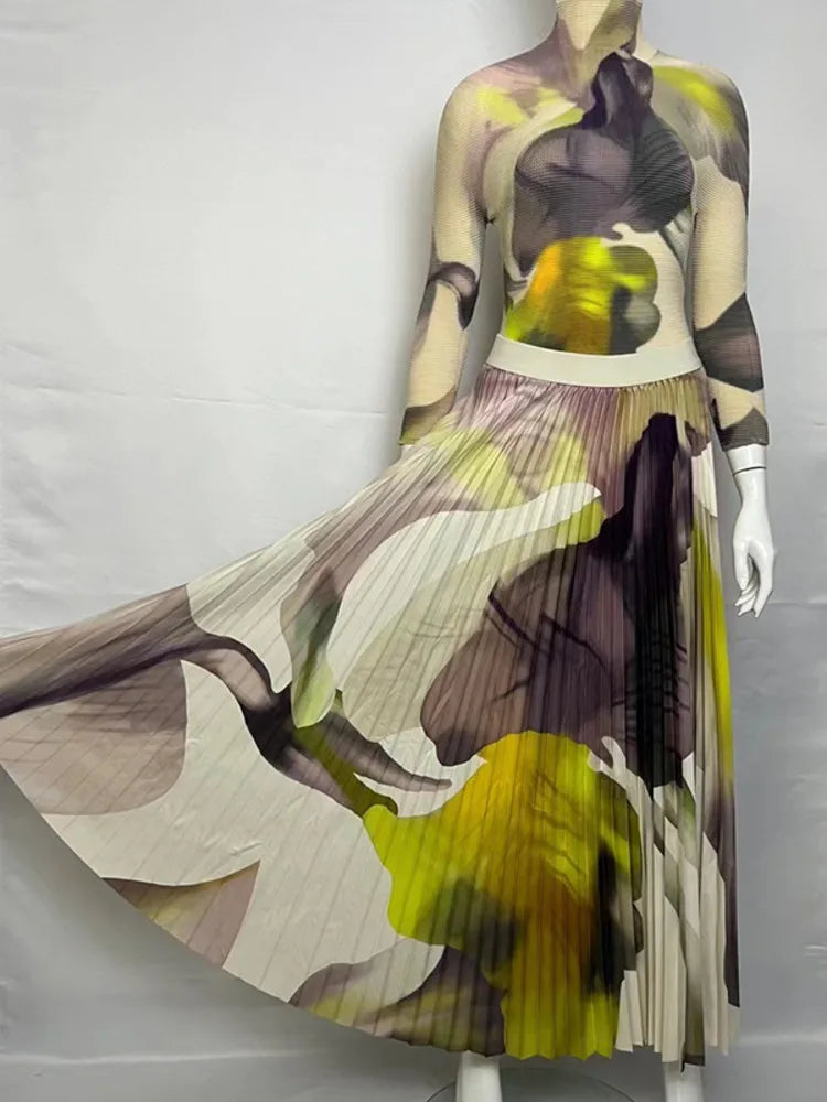 Women Pleated Print Top & Skirt