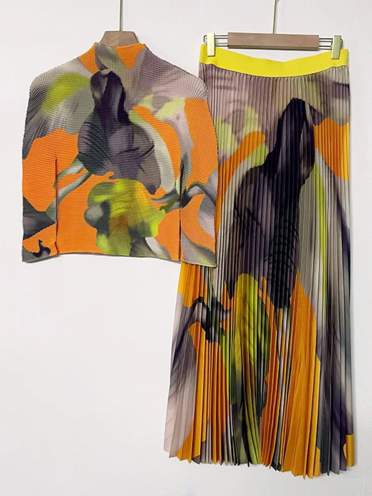 Women Pleated Print Top & Skirt