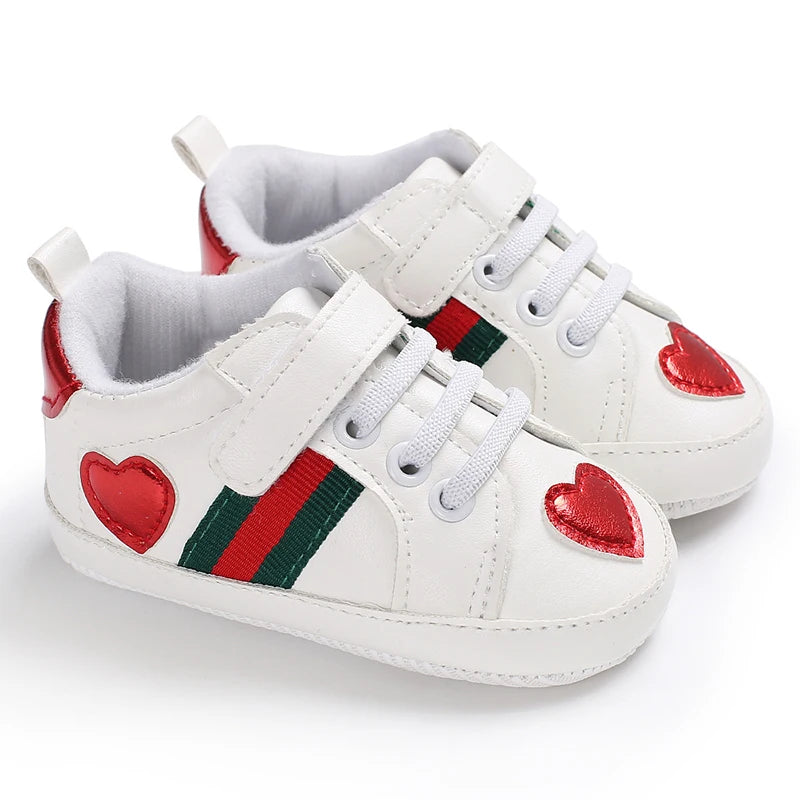 Newborn Casual Shoes Fashion And Classic Outdoor Baby Sports Shoes Non Slip Soft Soled Leather Baby Walking Shoes