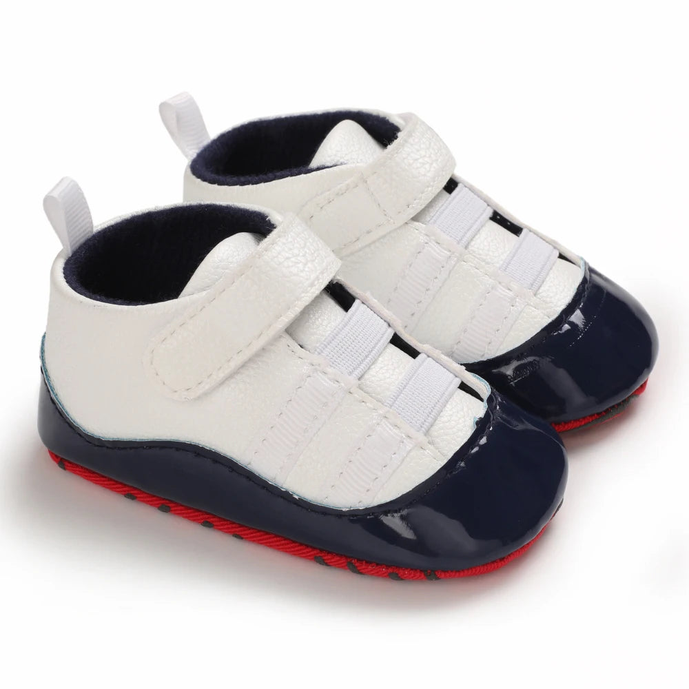 Newborn Casual Shoes Fashion And Classic Outdoor Baby Sports Shoes Non Slip Soft Soled Leather Baby Walking Shoes