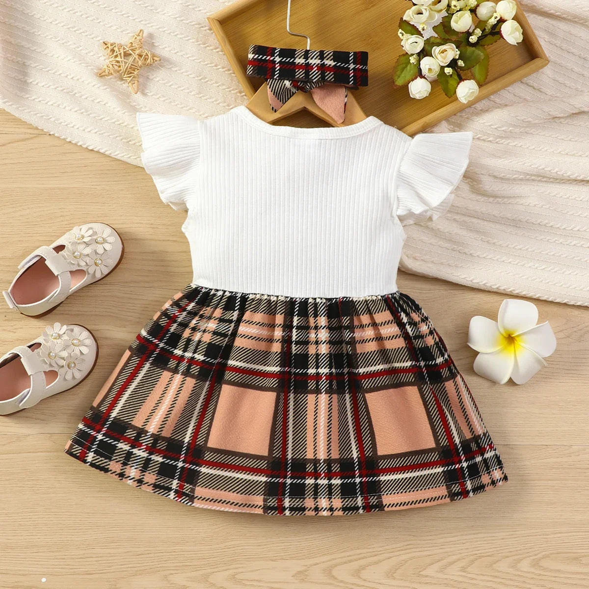 2pcs Baby Girl Flutter-sleeve Splicing Plaid Bowknot Dress with Headband Set Soft and Comfortable