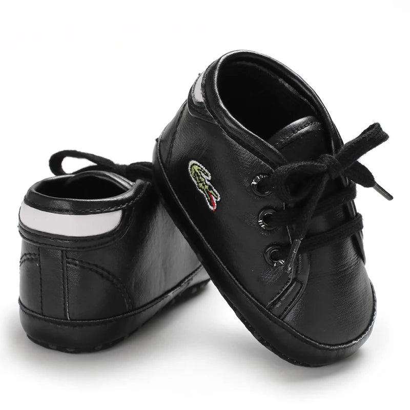 Newborn Casual Shoes Fashion And Classic Outdoor Baby Sports Shoes Non Slip Soft Soled Leather Baby Walking Shoes