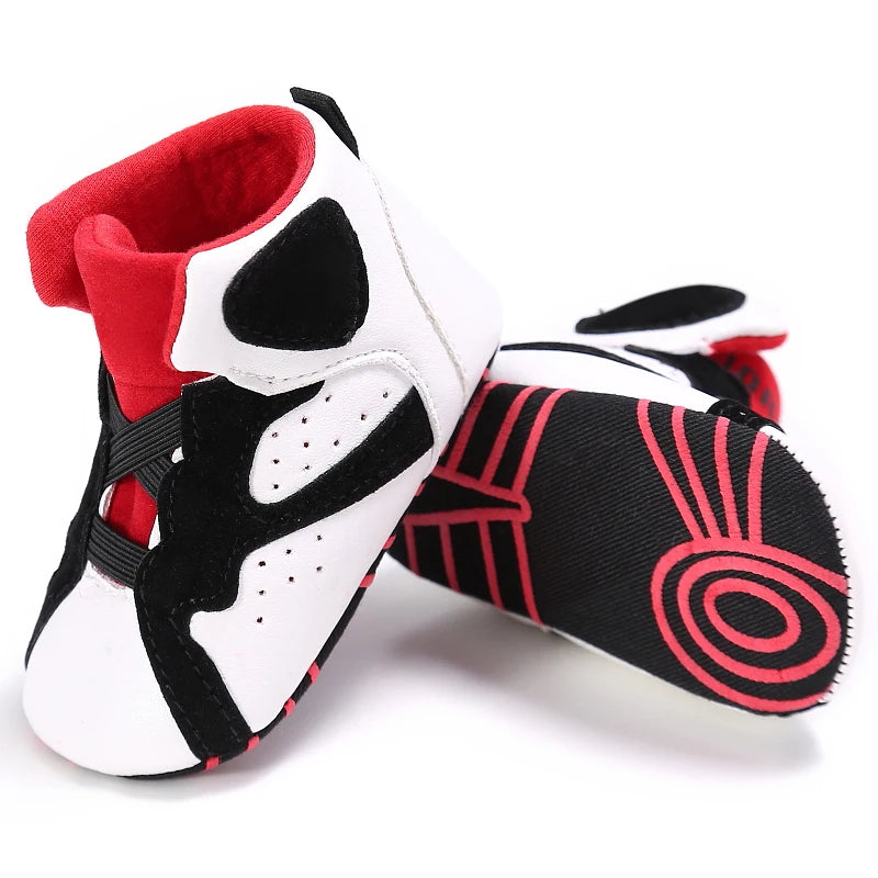 Newborn Casual Shoes Fashion And Classic Outdoor Baby Sports Shoes Non Slip Soft Soled Leather Baby Walking Shoes