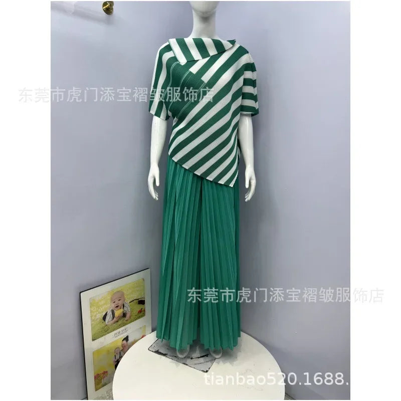 Pleated Women's Suit Big Swing Skirt Two Piece Suit