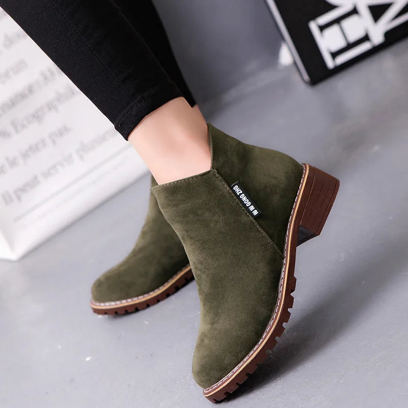 Shoes Women 2022 Fashion Thick Sole Ankle Boots Comfortable Plus Size Snow Boots for Women Female Platform Boots Botas De Mujer