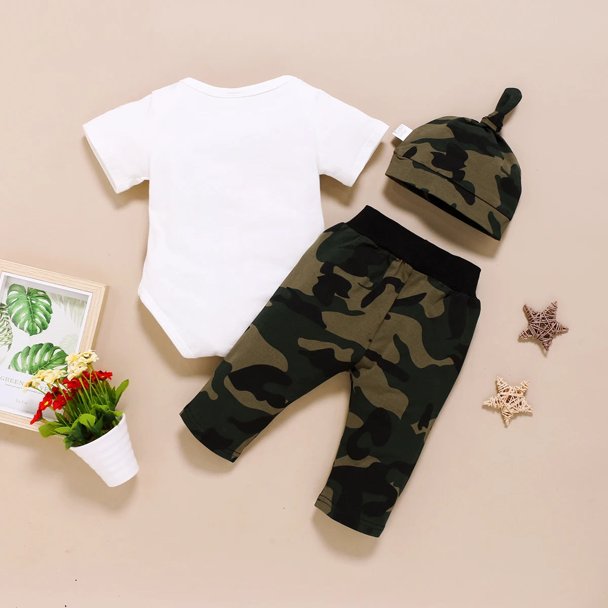 Newborn Male Baby Summer Tie Short Sleeved Bodysuit Camouflage Pants Cap Three Piece Set Suitable for Babies Aged 0-18 Months