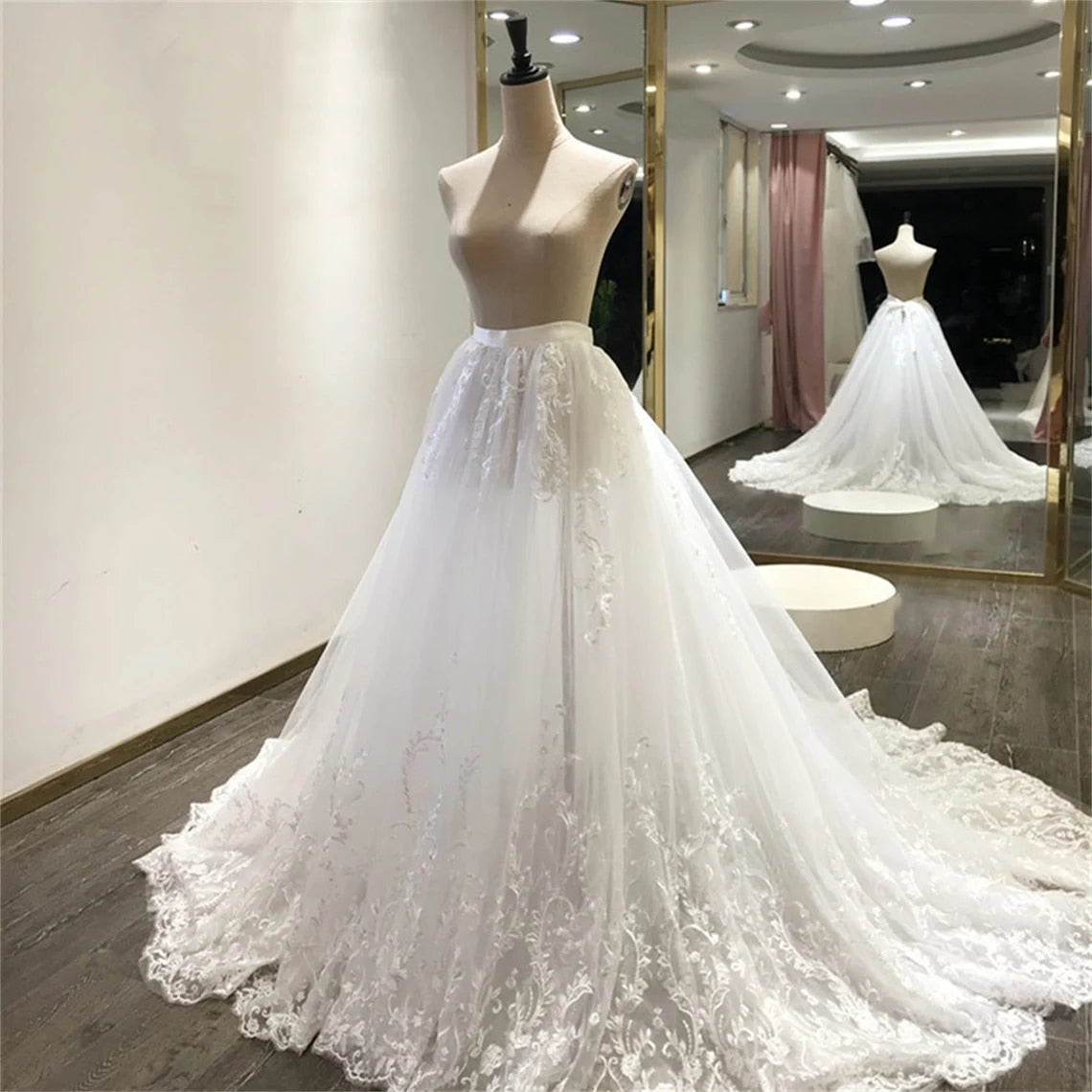 Luxury Lace Appliques Wedding Detachable Skirt Removable Train for Dresses Bridal Overskirt