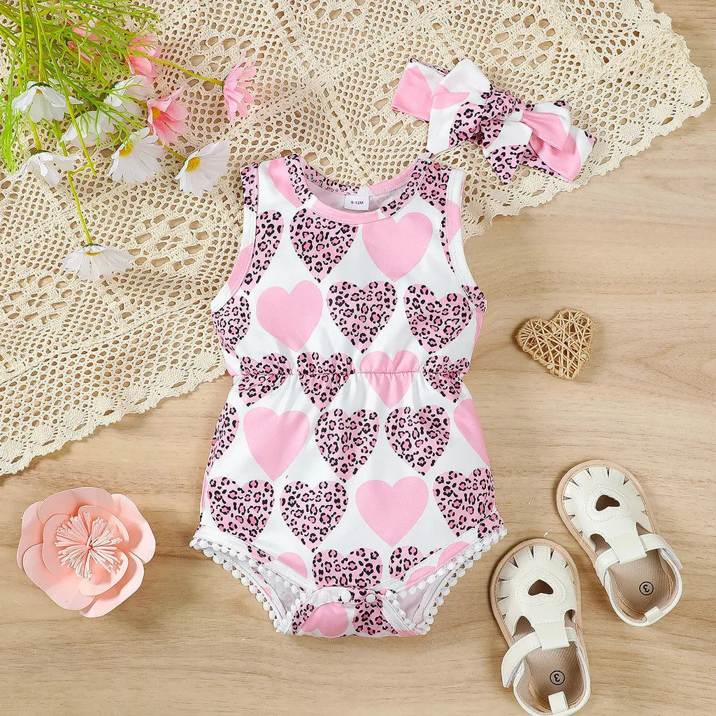 Newborn Baby Girl Sleeveless Heart Print Romper Set