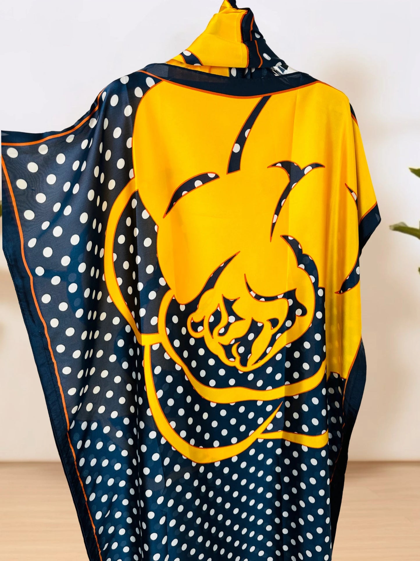 Lenis Round Neck Bat Sleeve Kaftan with Scarf