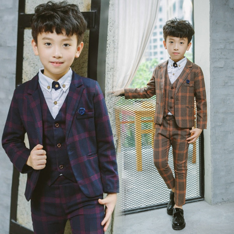 Small children&#39;s suits wholesale 2018 autumn children&#39;s clothing a generation of factory direct sales boys suits three